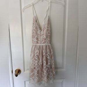 NWT Tobi | white lace flowy dress | small